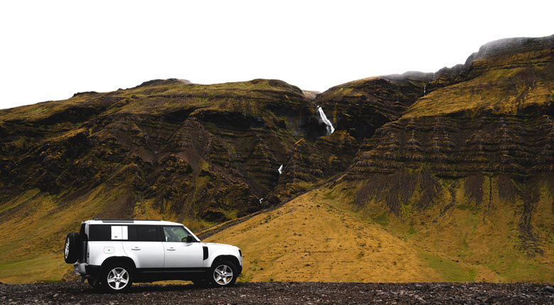 What Makes Your Land Rover Pull To One Side While Driving?